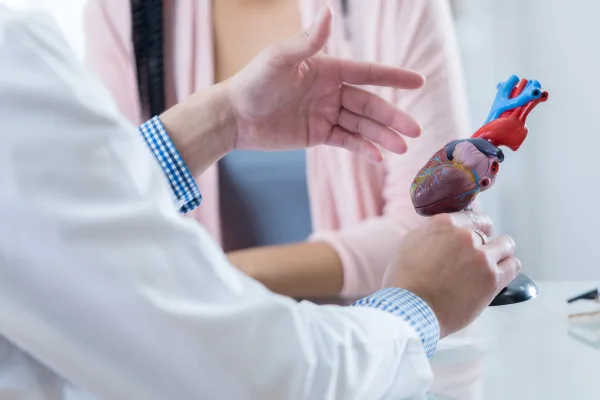¿Cómo manejar la angina de pecho en Medellín?